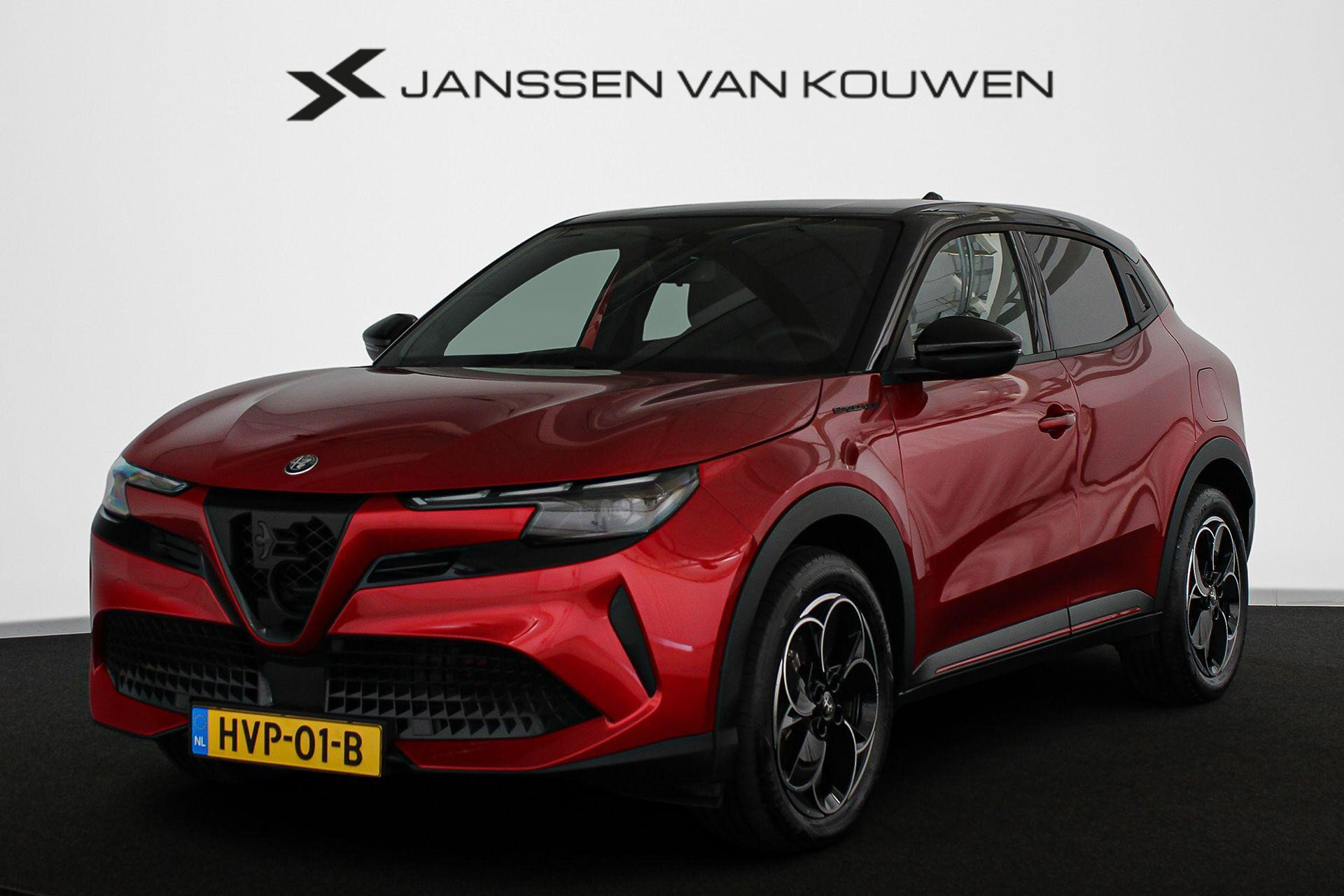 Alfa Romeo Junior Elettrica Speciale 54 kWh