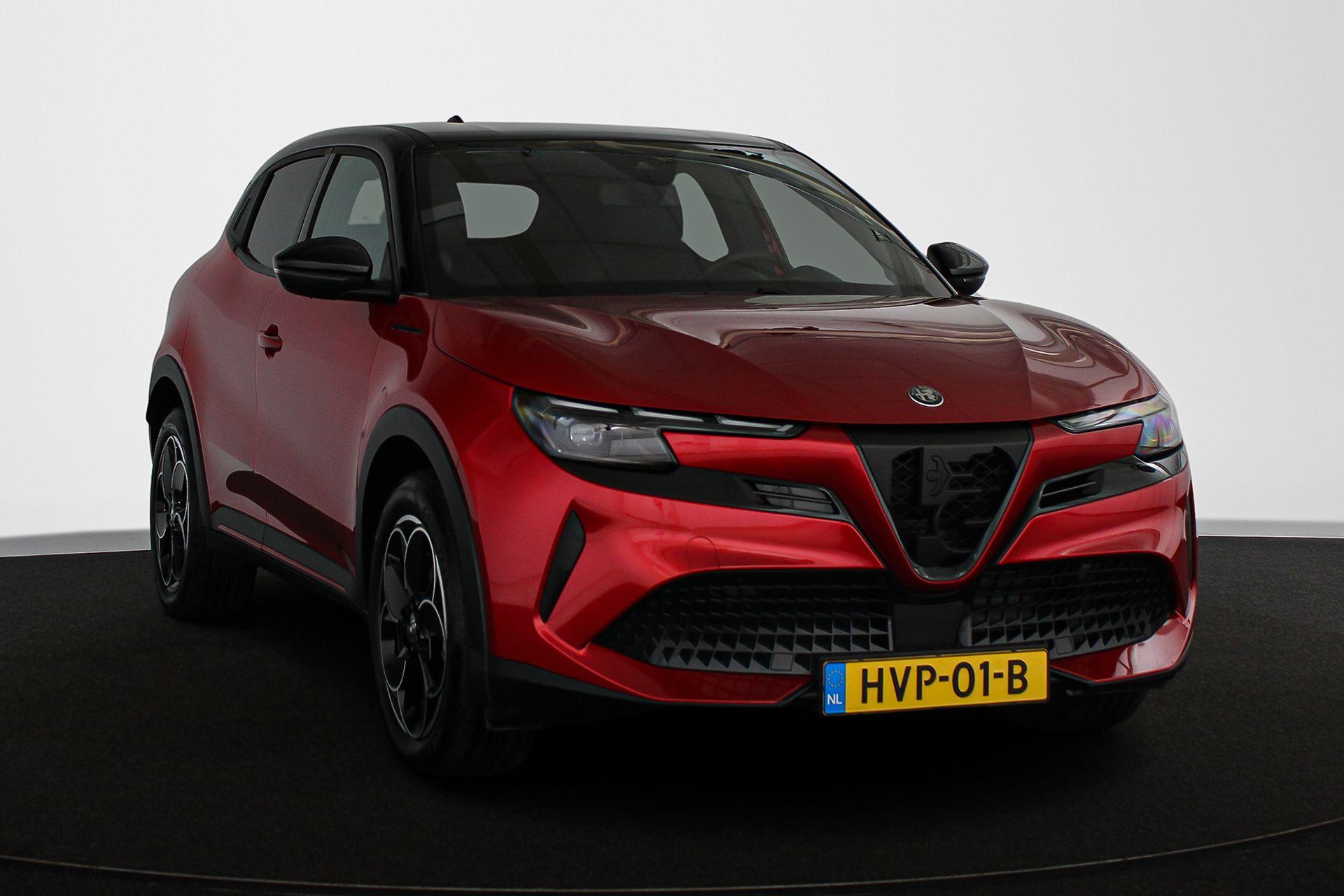 Alfa Romeo Junior Elettrica Speciale 54 kWh - Afbeelding 2