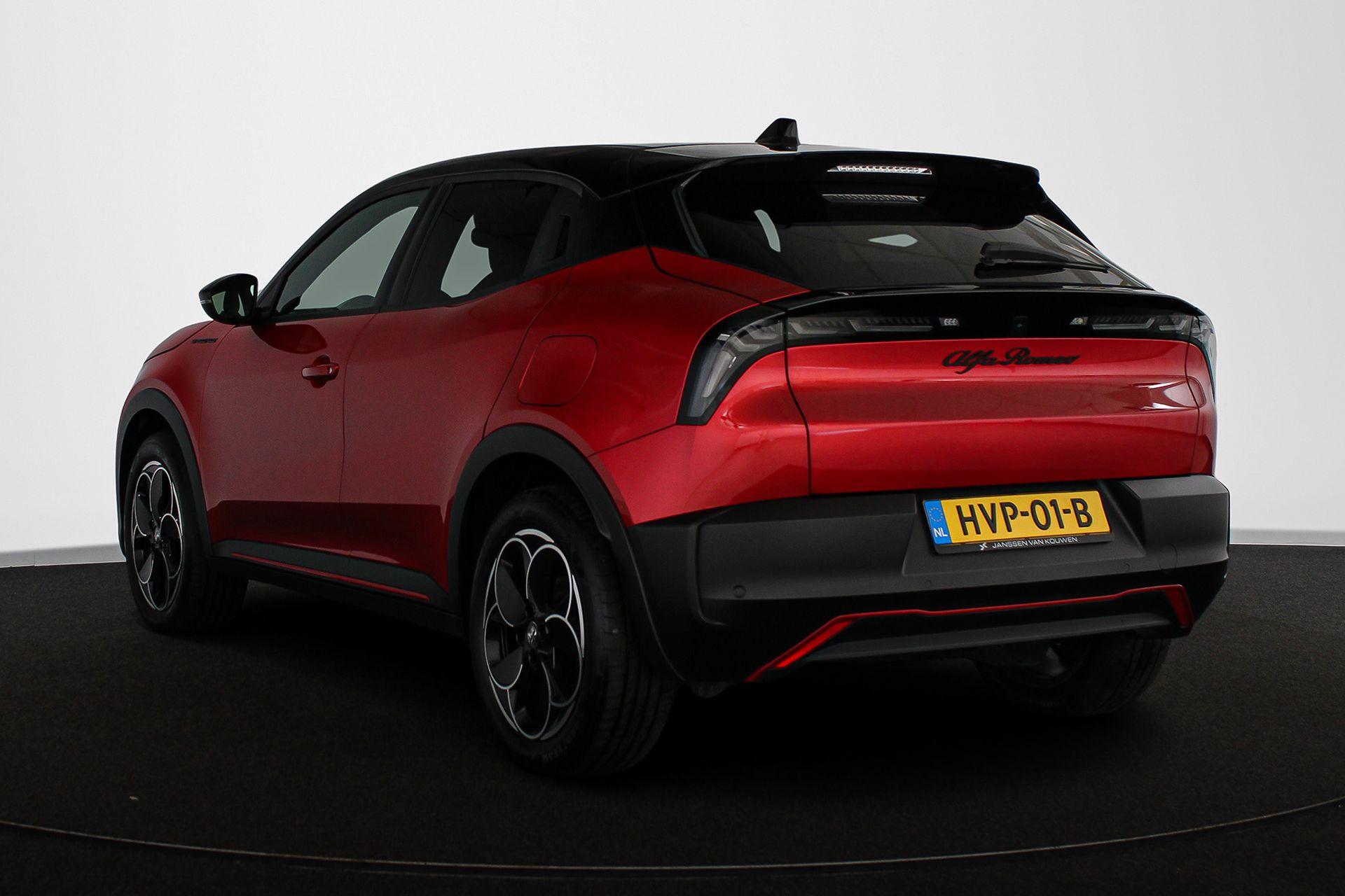 Alfa Romeo Junior Elettrica Speciale 54 kWh - Afbeelding 4