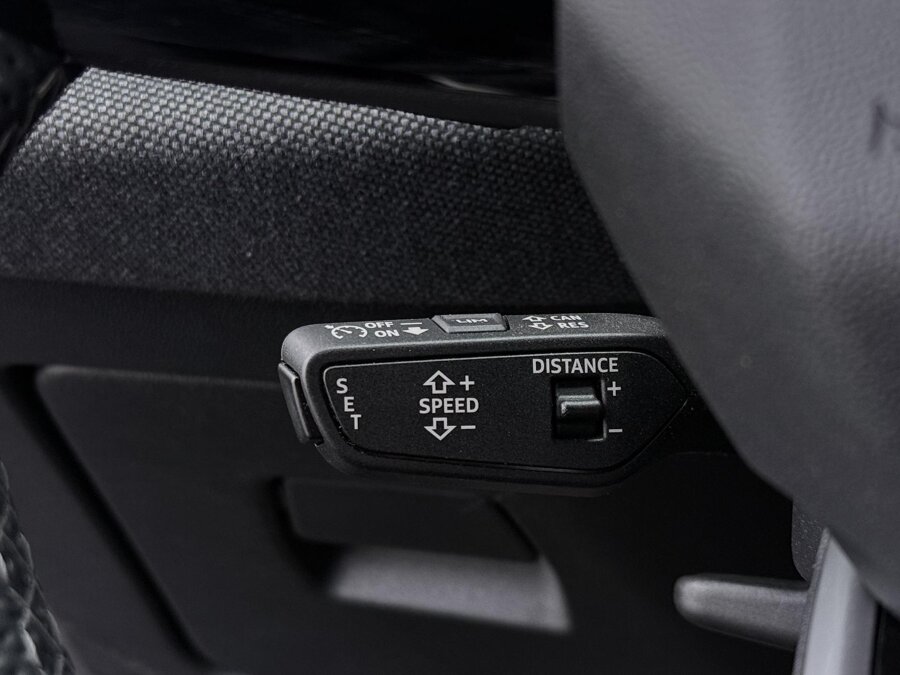 Audi A5 Avant 2.0 e-hybrid quattro S edition 300pk