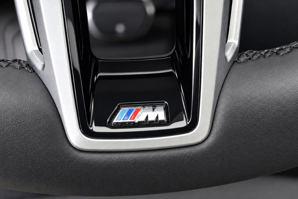 BMW iX1 11