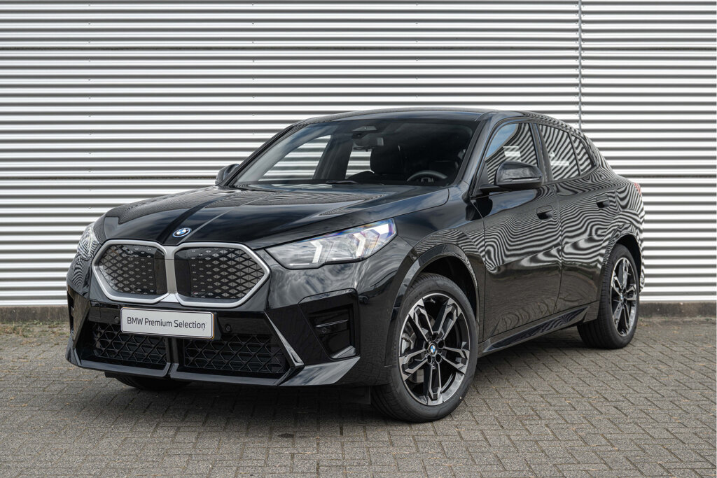 BMW iX2 1
