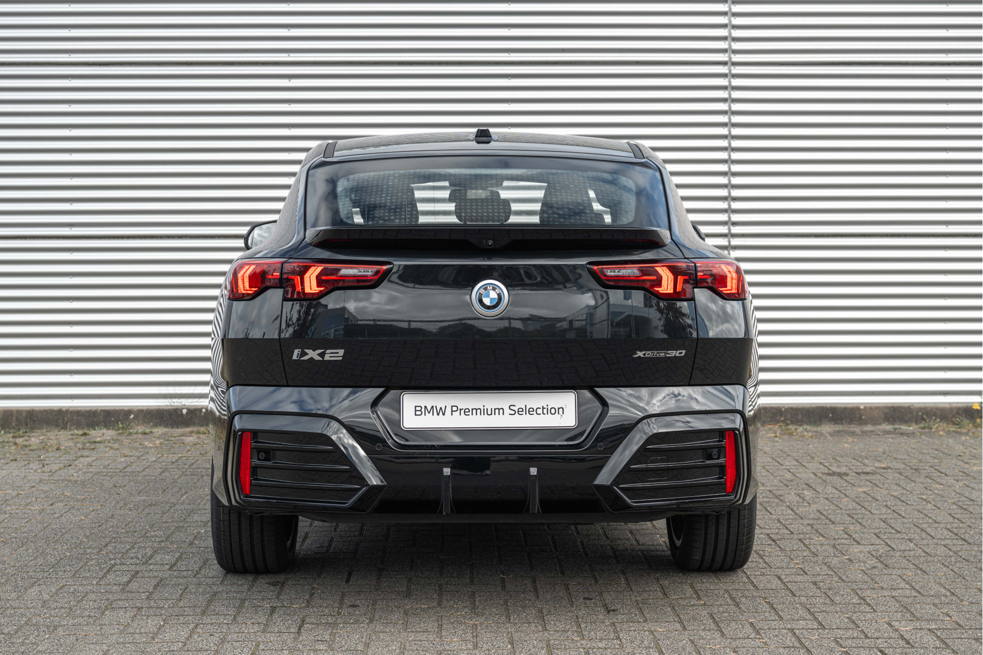 BMW iX2 xDrive30 M Sport