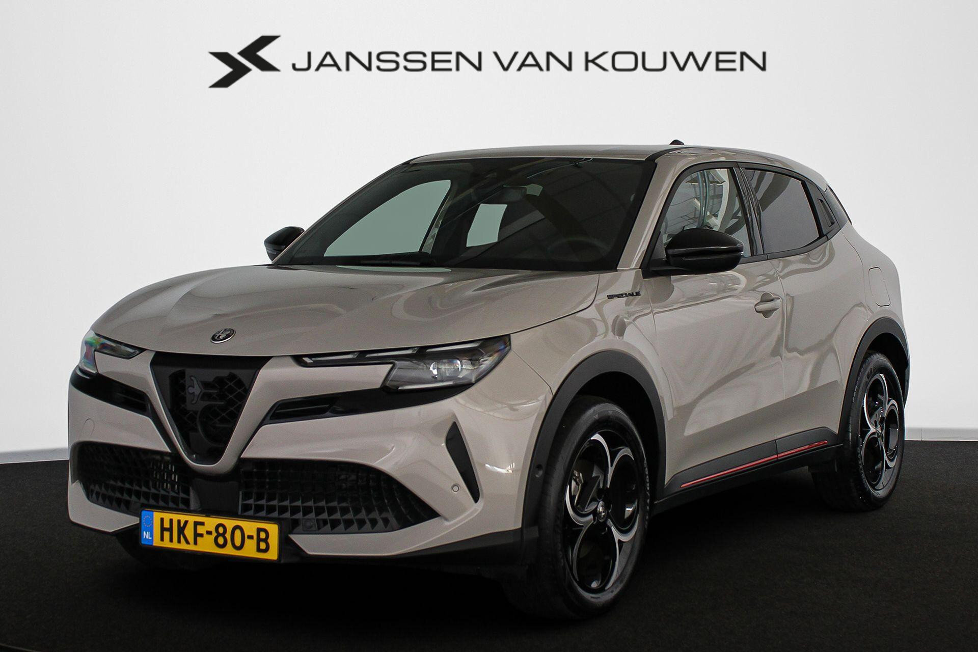 Alfa Romeo Junior 1.2 Turbo Hybrid Ibrida Speciale