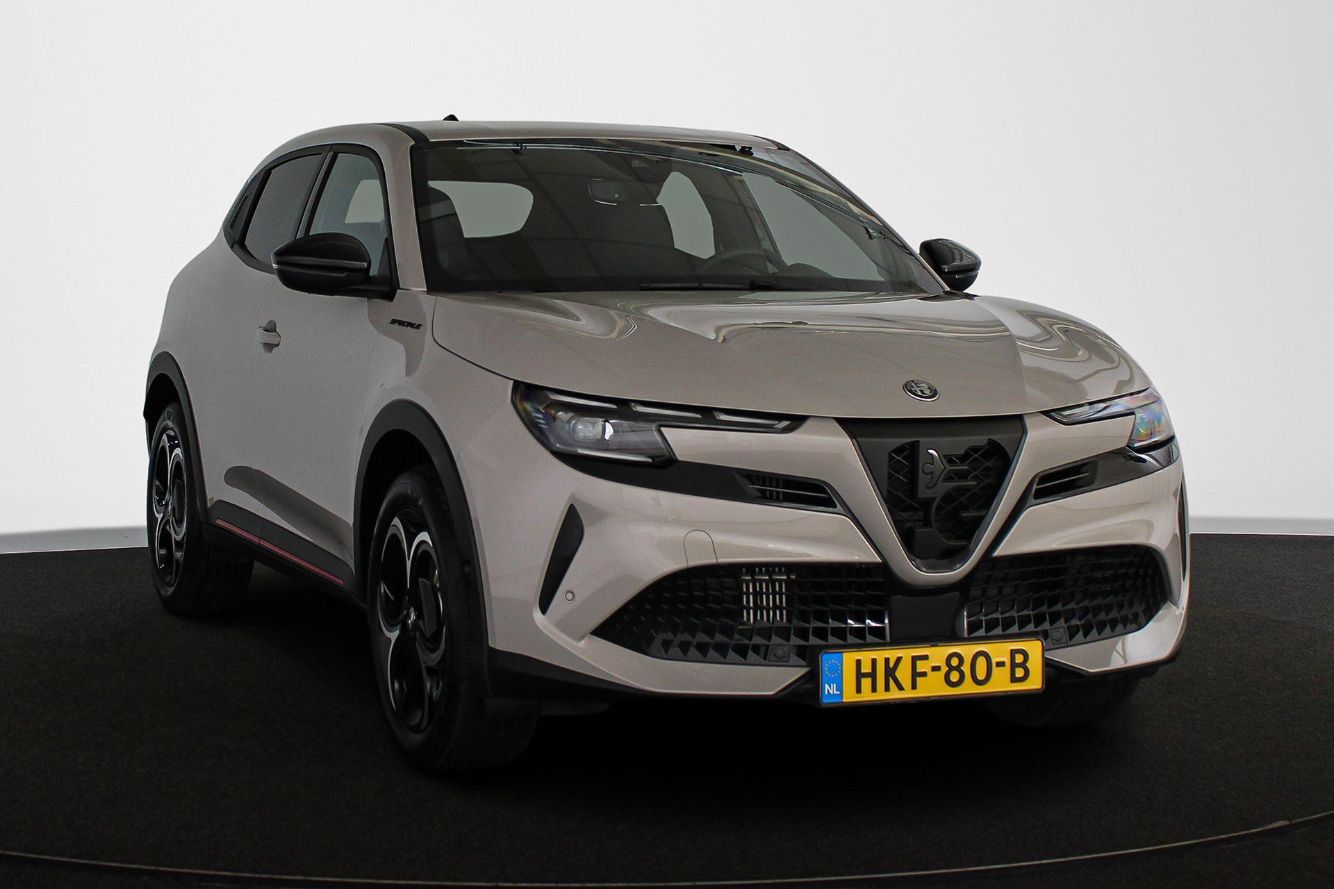 Alfa Romeo Junior 1.2 Turbo Hybrid Ibrida Speciale - Afbeelding 2