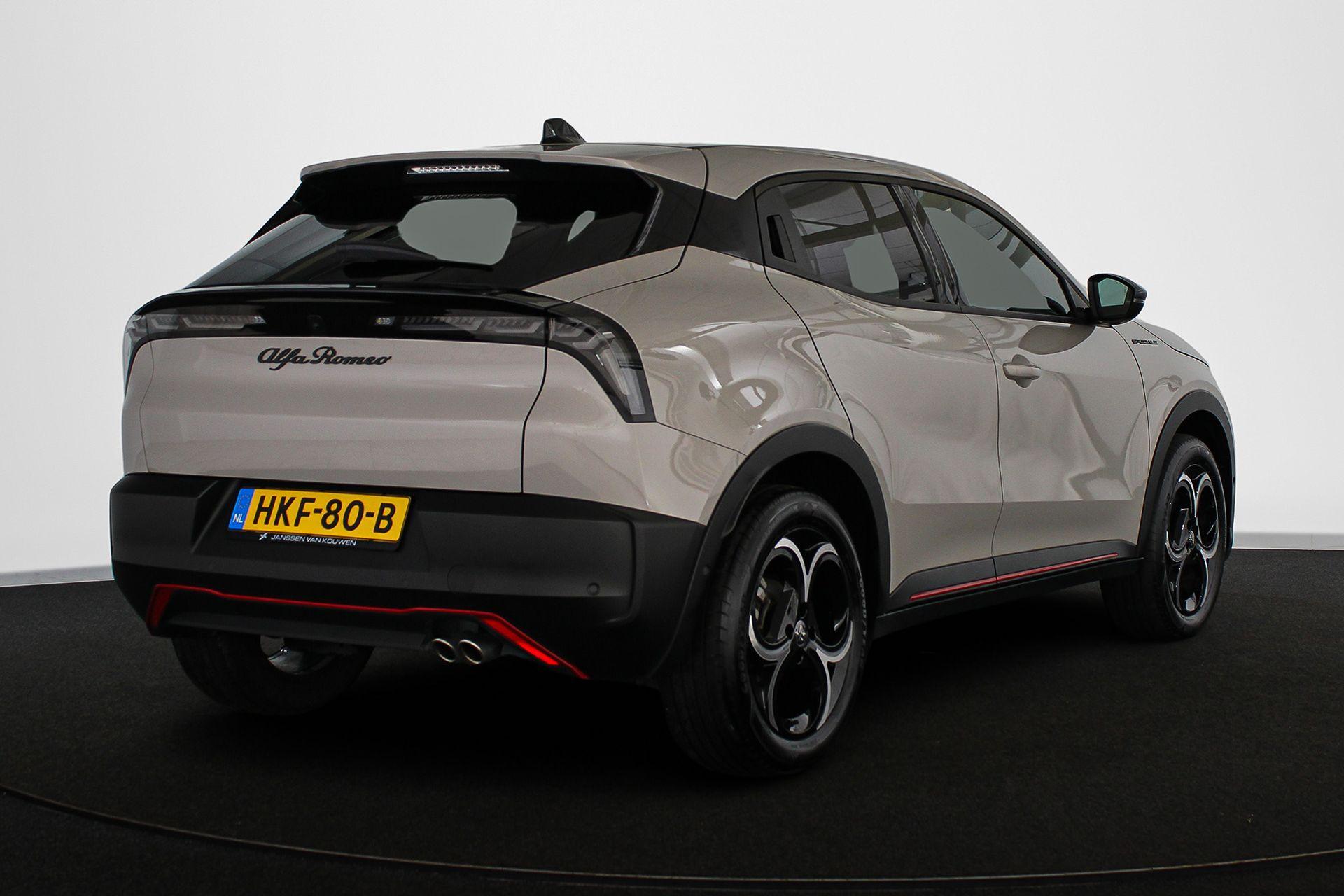 Alfa Romeo Junior 1.2 Turbo Hybrid Ibrida Speciale - Afbeelding 3