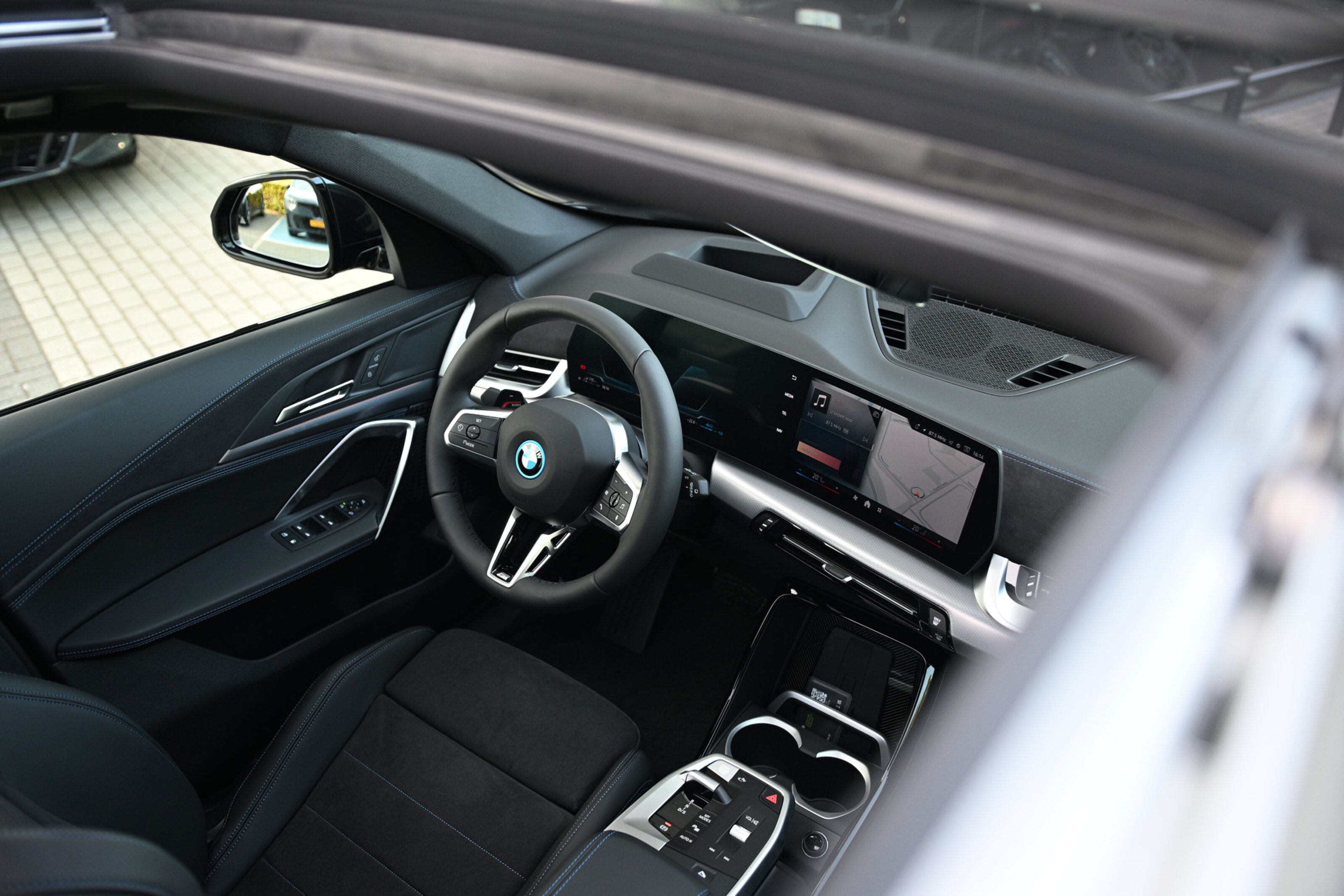 BMW X1 6