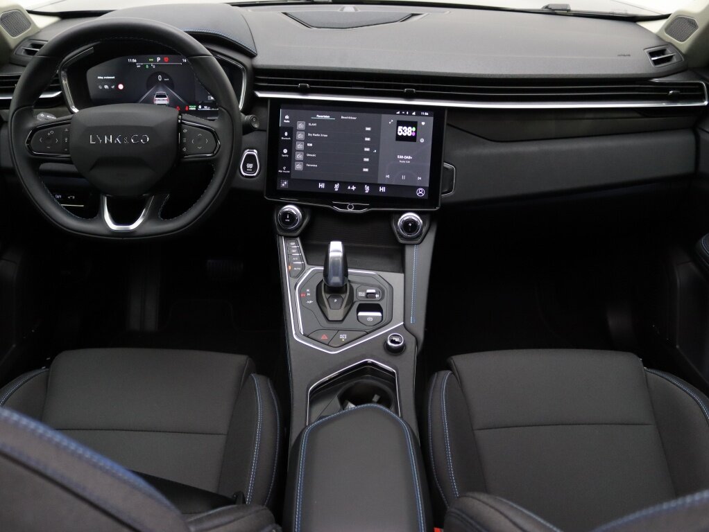 Lynk & Co 01 1.5 PHEV 261 pk | Panoramadak | Navigatie | All-season banden - Afbeelding 2