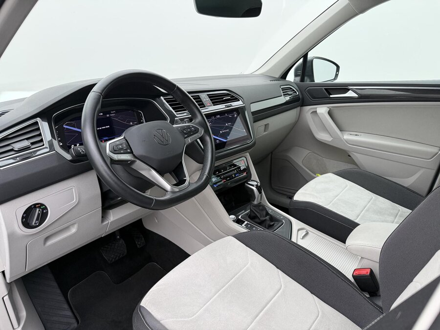 Volkswagen Tiguan 1.4 TSI eHybrid Elegance