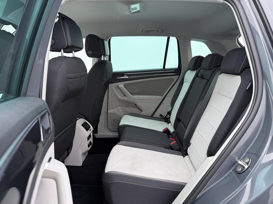 Volkswagen Tiguan 1.4 TSI eHybrid Elegance