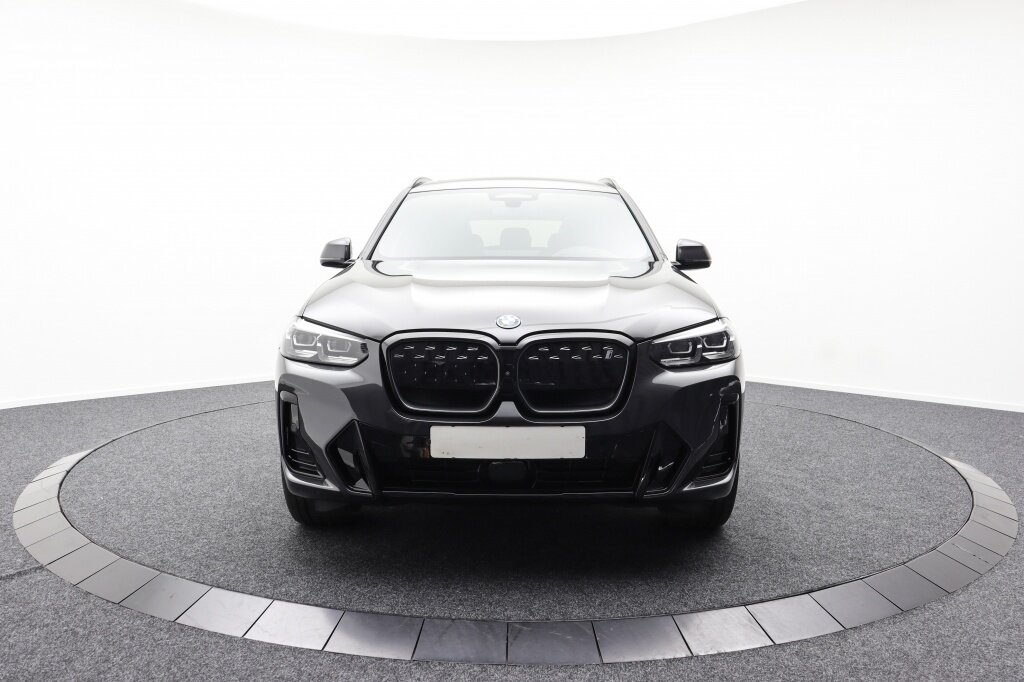 BMW iX3 Impressive | Panoramadak | Leder | Navi | 360° Camera - Afbeelding 4
