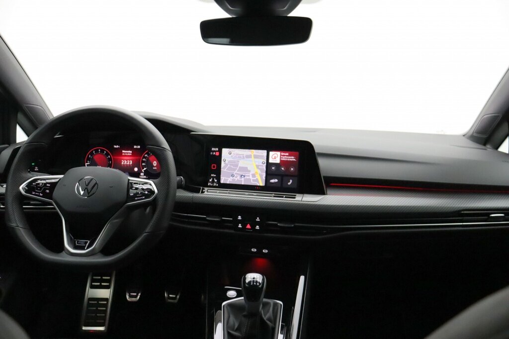 Volkswagen Golf Variant 1.5 TSI R-Line | Adaptive cruise | Trekhaak | Navi | CarPlay - Afbeelding 2