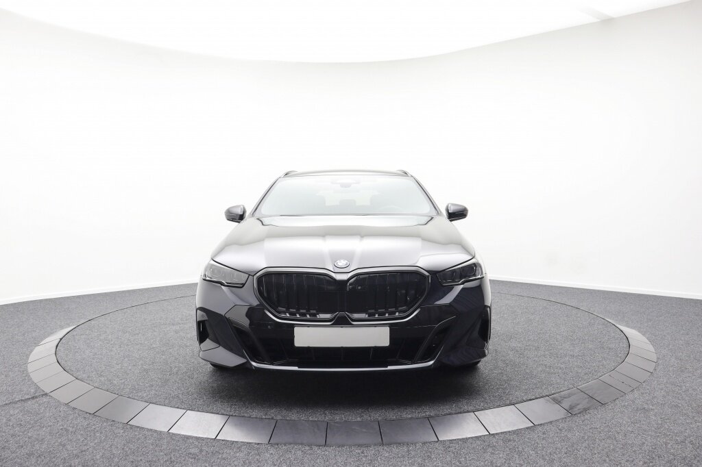 BMW 5 Serie 530e M-Sport | Touring | Plug-In | Pano | Adaptive cruise - Afbeelding 4