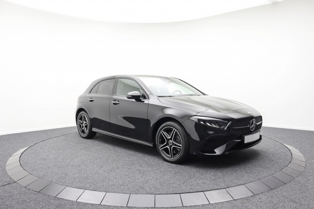 Mercedes-Benz A-Klasse A250e AMG-Line | Adaptive cruise | Keyless | CarPlay - Afbeelding 3