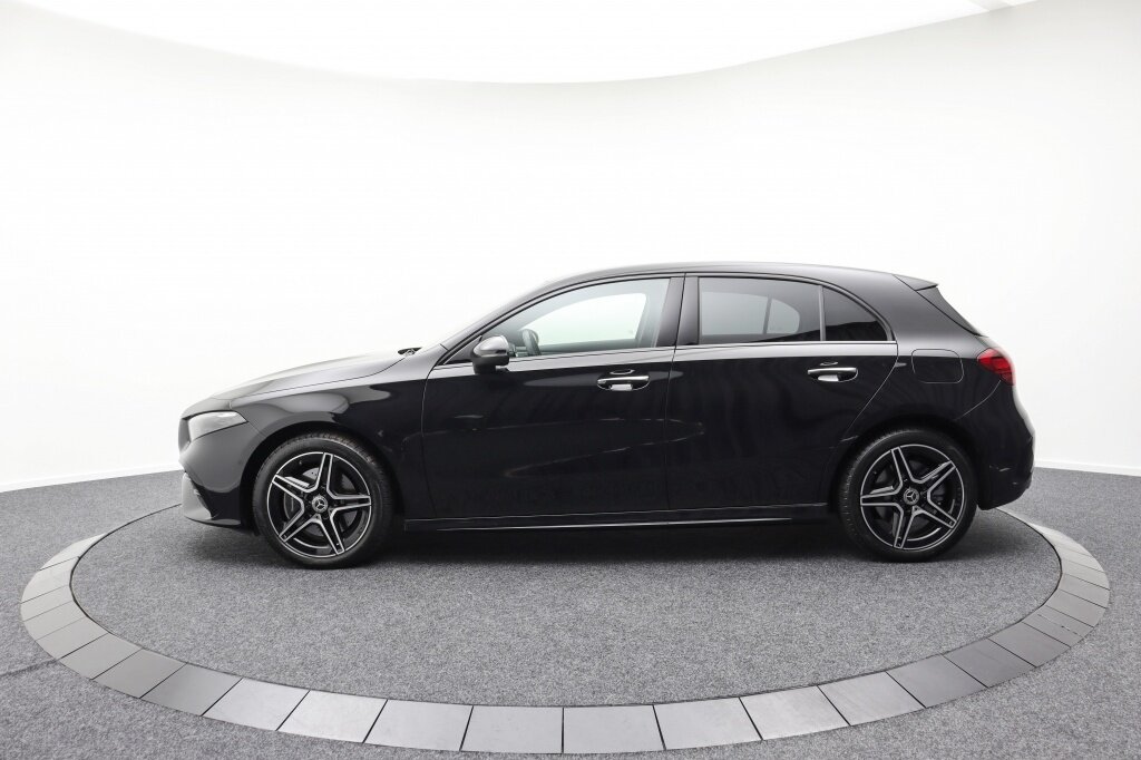 Mercedes-Benz A-Klasse A250e AMG-Line | Adaptive cruise | Keyless | CarPlay - Afbeelding 5
