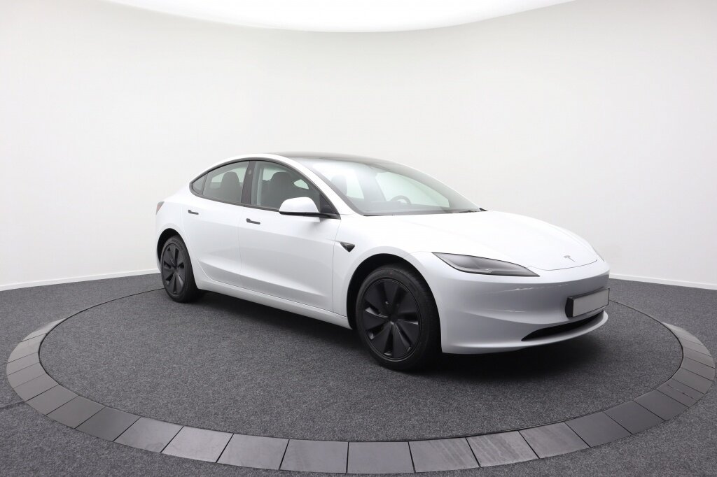 Tesla Model 3 Long Range RWD 78kWh | Stoelverwarming- & ventilatie | Autopilot - Afbeelding 3