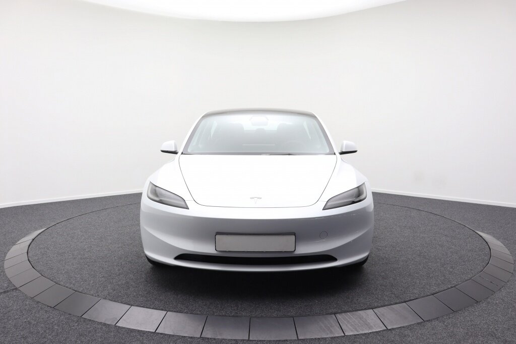 Tesla Model 3 Long Range RWD 78kWh | Stoelverwarming- & ventilatie | Autopilot - Afbeelding 4