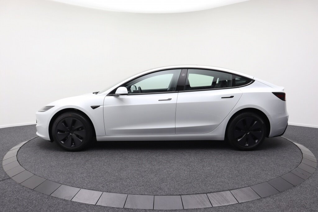 Tesla Model 3 Long Range RWD 78kWh | Stoelverwarming- & ventilatie | Autopilot - Afbeelding 5