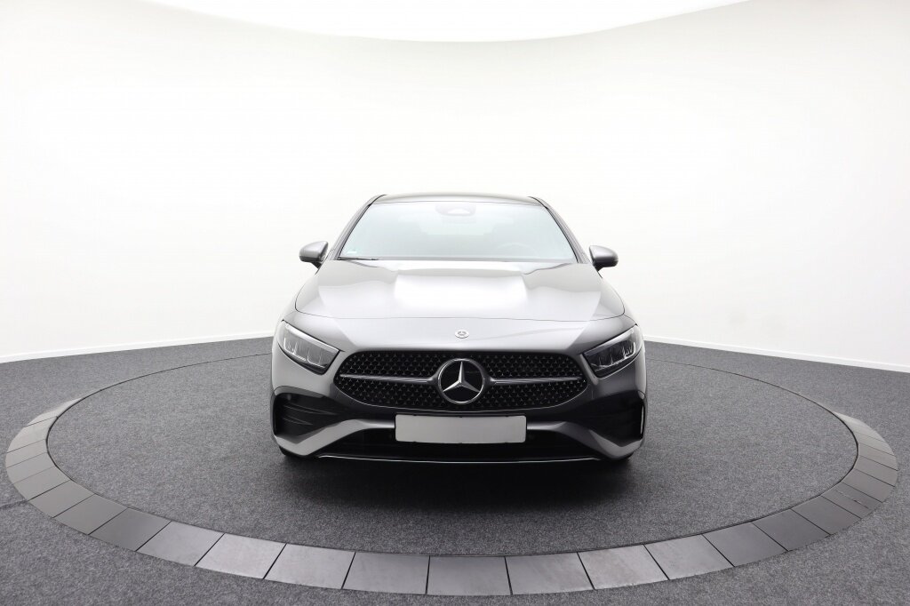 Mercedes-Benz A-Klasse A250e AMG-Line | Limo | Pano | Keyless | CarPlay - Afbeelding 4
