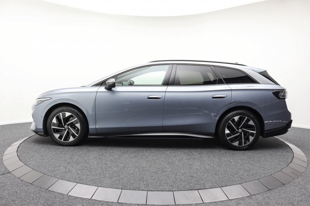 Volkswagen ID.7 Tourer Pro Business 77kWh | Massage | Trekhaak | IQ-Light - Afbeelding 5