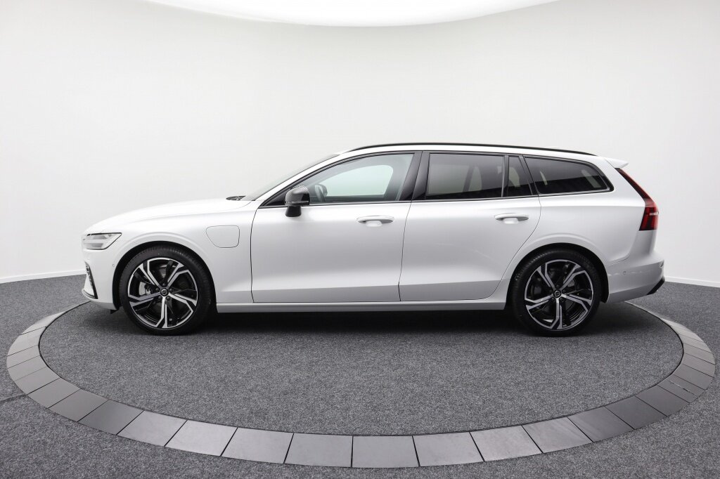 Volvo V60 T6 Plug-in Hybrid AWD | Panoramadak | ACC | Elekt. trekhaak - Afbeelding 5