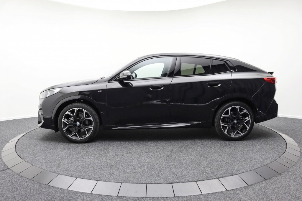 BMW X2 sDrive 20i | M-Sport | Panodak | Stoelmassage | 360° camera - Afbeelding 5