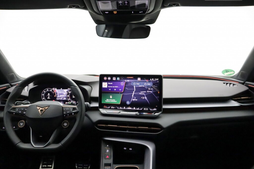 CUPRA Terramar 1.5 e-Hybrid VZ | Plug-in | Panoramadak | Adaptive cruise | HUD - Afbeelding 2