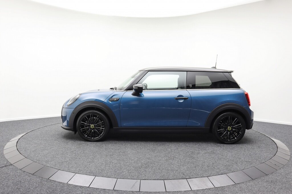 MINI Electric Cooper SE Yours 33kWh | Panoramadak | Harman-Kardon | Winterpack | HUD - Afbeelding 5