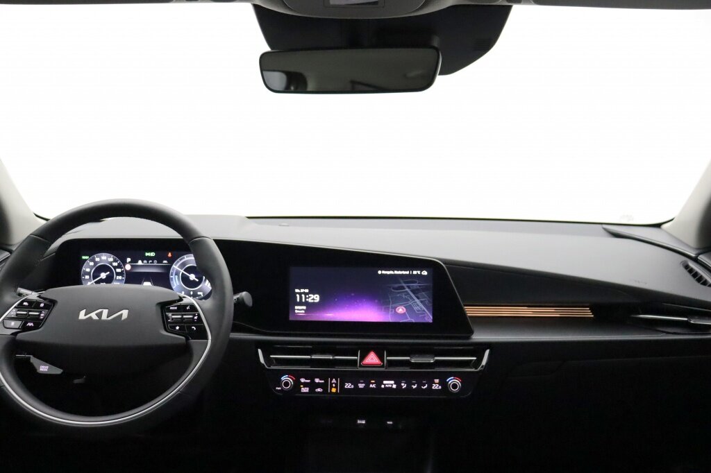 Kia e-Niro Spirit 64.8kWh | Schuifdak | Adaptive cruise | Stoelkoeling - Afbeelding 2