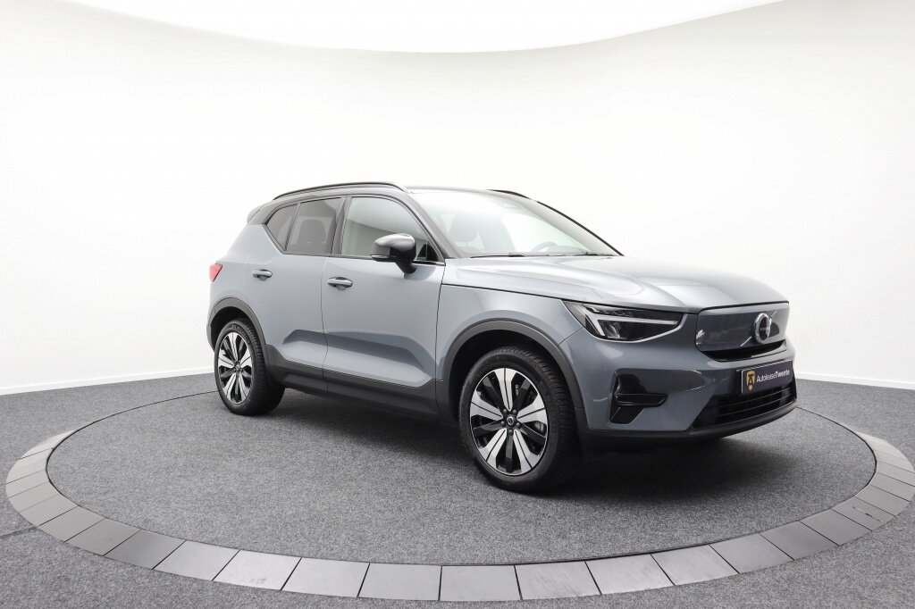 Volvo XC40 P8 Twin Pure Electric AWD | Pilot assist | Stoelverwarming - Afbeelding 3