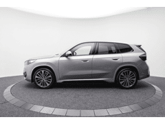 BMW iX1 xDrive30 M-Sport | HUD | Keyless | 360° camera | stoelverwarming - Afbeelding 5