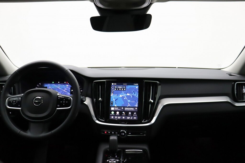Volvo V60 T6 AWD Plus Dark | Plug-in | Pano | Head-Up | Harman-Kardon - Afbeelding 2