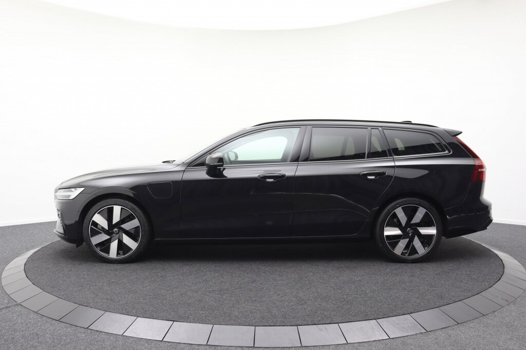 Volvo V60 T6 AWD Plus Dark | Plug-in | Pano | Head-Up | Harman-Kardon - Afbeelding 5