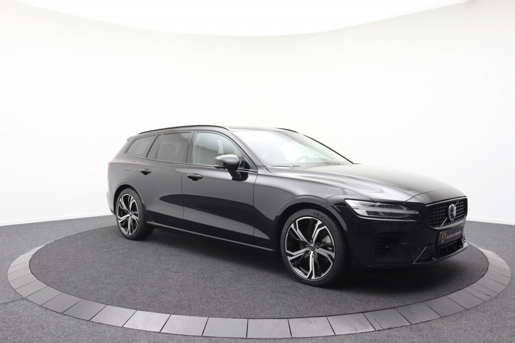 Volvo V60 T6 AWD Plus Dark | Plug-in | Pano | Head-Up | Harman-Kardon - Afbeelding 3
