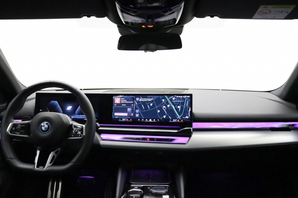 BMW i5 eDrive40 84kWh | Panoramadak | Harman-Kardon | Trekhaak - Afbeelding 2