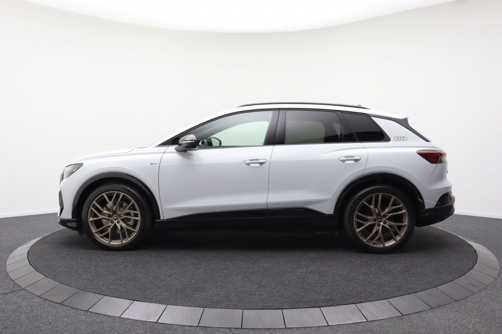 Audi Q4 e-tron 55 quattro | Pano | Adaptive cruise | Sonos - Afbeelding 4