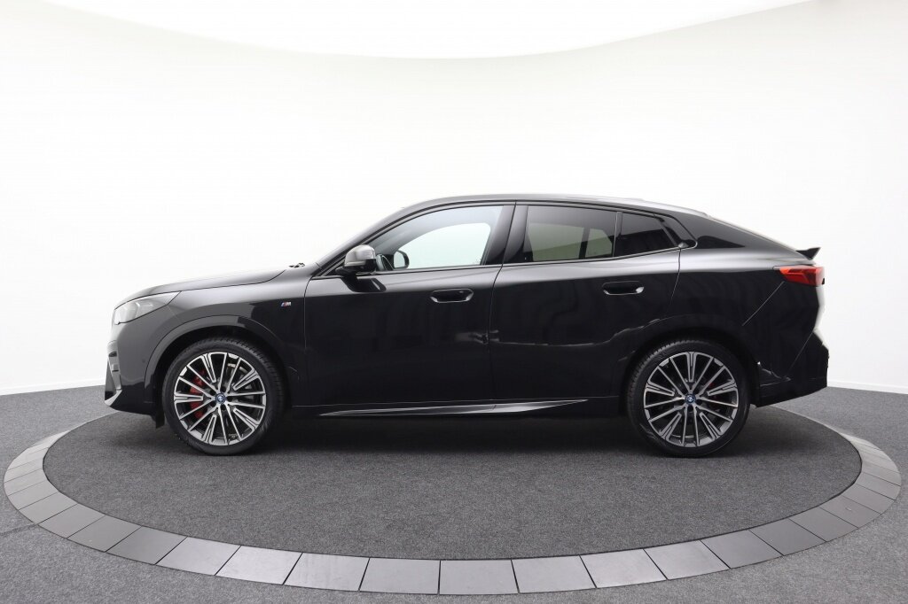 BMW iX2 30 xDrive M-Sport pro | Panoramadak | Harman/Kardon - Afbeelding 5
