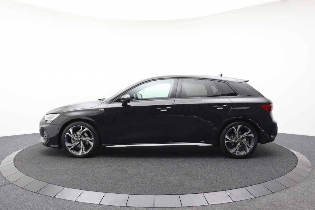 Audi A3 35 TFSI S-line | Pano | Navi | Camera - Afbeelding 5