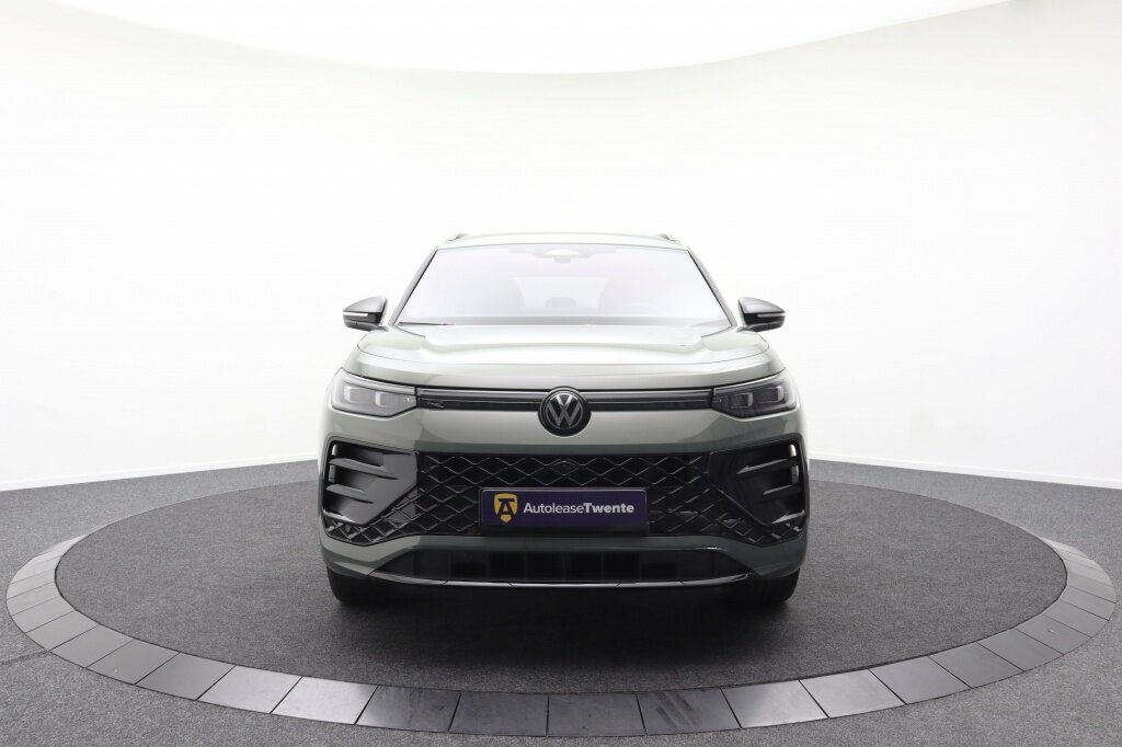 Volkswagen Tayron 1.5TSI eHybrid R-Line | Panoramadak | Adaptive cruise | Trekhaak - Afbeelding 4