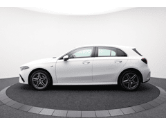 Mercedes-Benz A-Klasse A250e AMG-Line | Plug-In | Adaptieve cruise | Stoelverwarming - Afbeelding 5