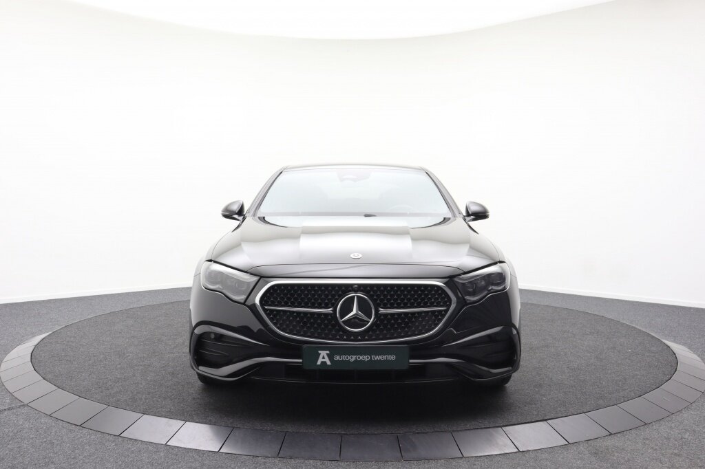 Mercedes-Benz E-Klasse E300e AMG-Line | Plug-In | Adaptive cruise | Stoelverwarming - Afbeelding 4