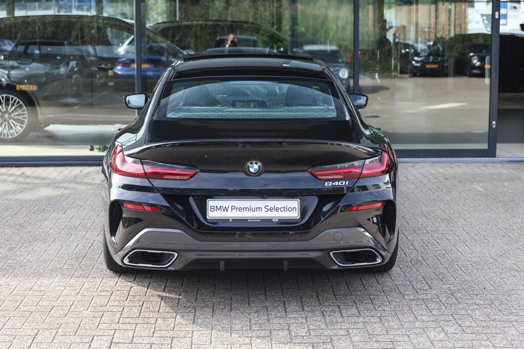 BMW 8 Serie 7