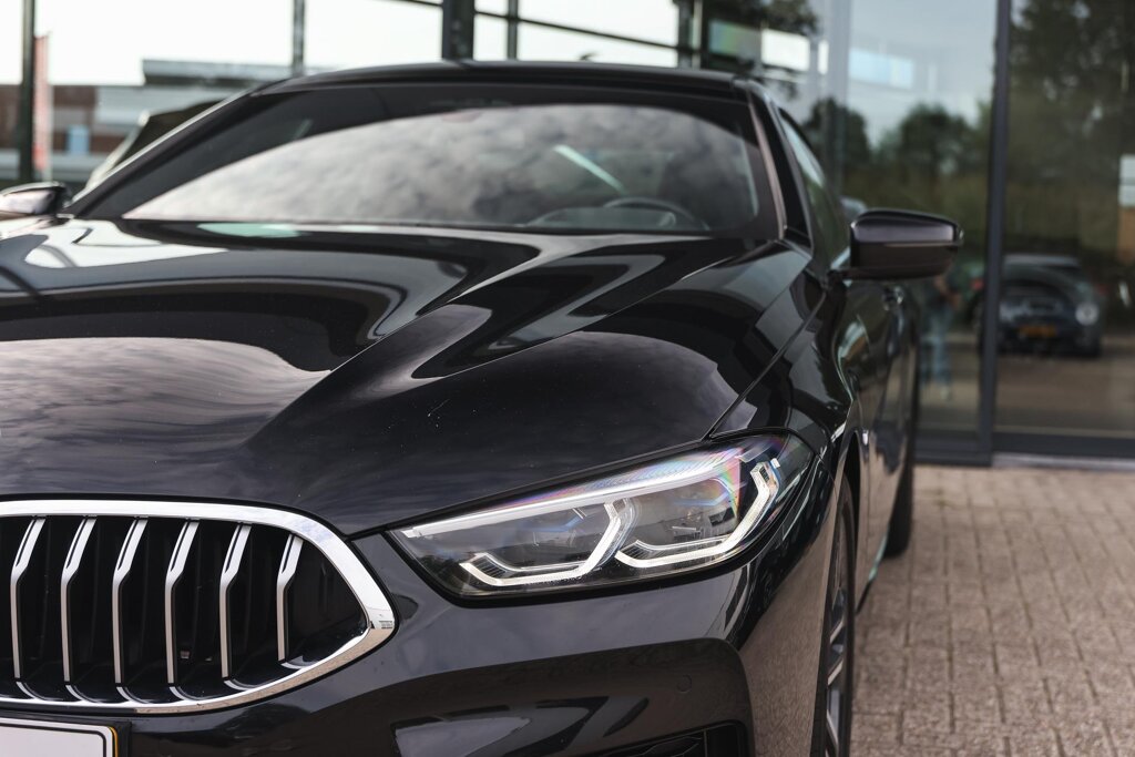BMW 8 Serie 32