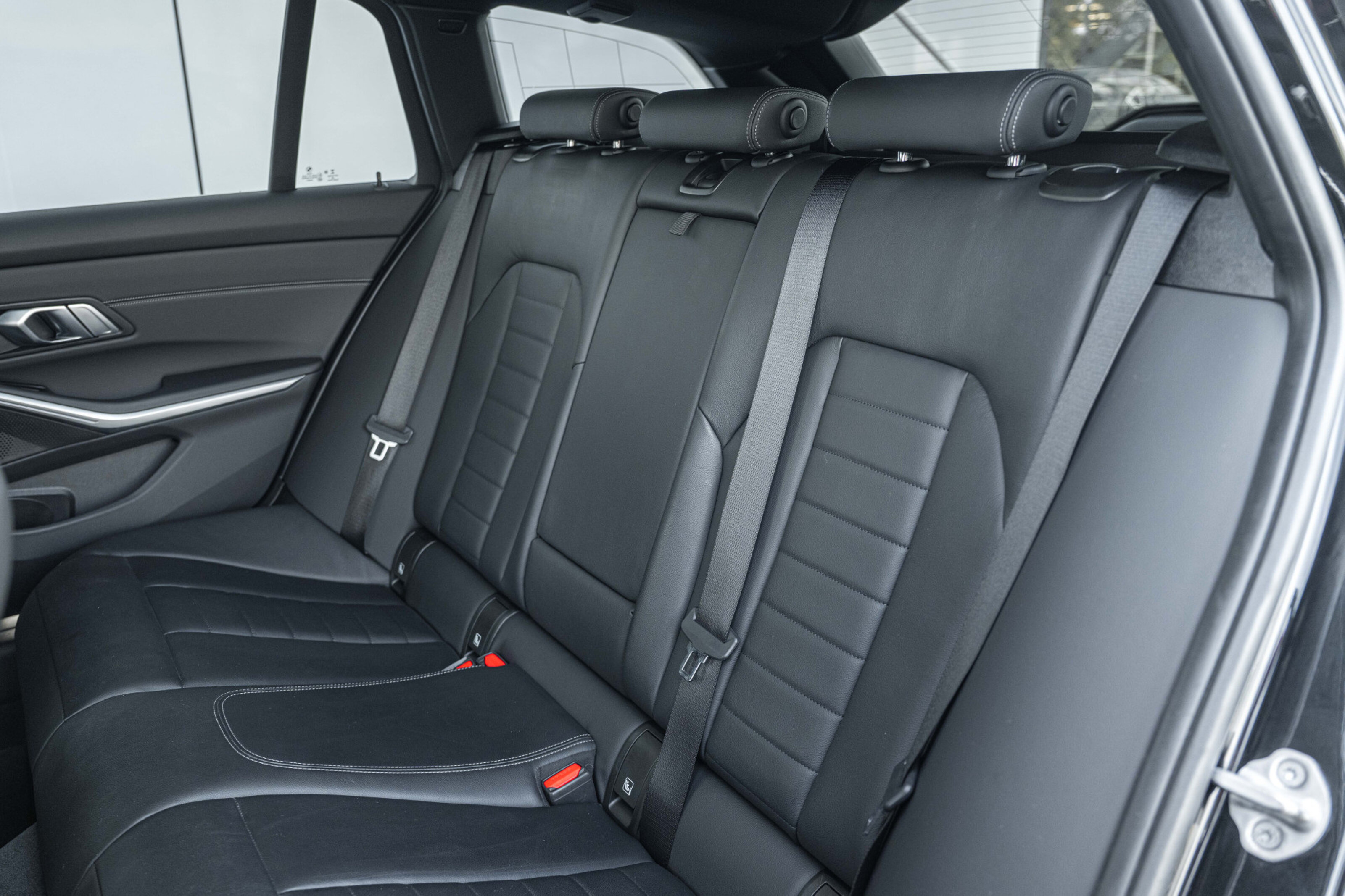 BMW 3 Serie Touring 320e High Executive Sport Line Automaat
