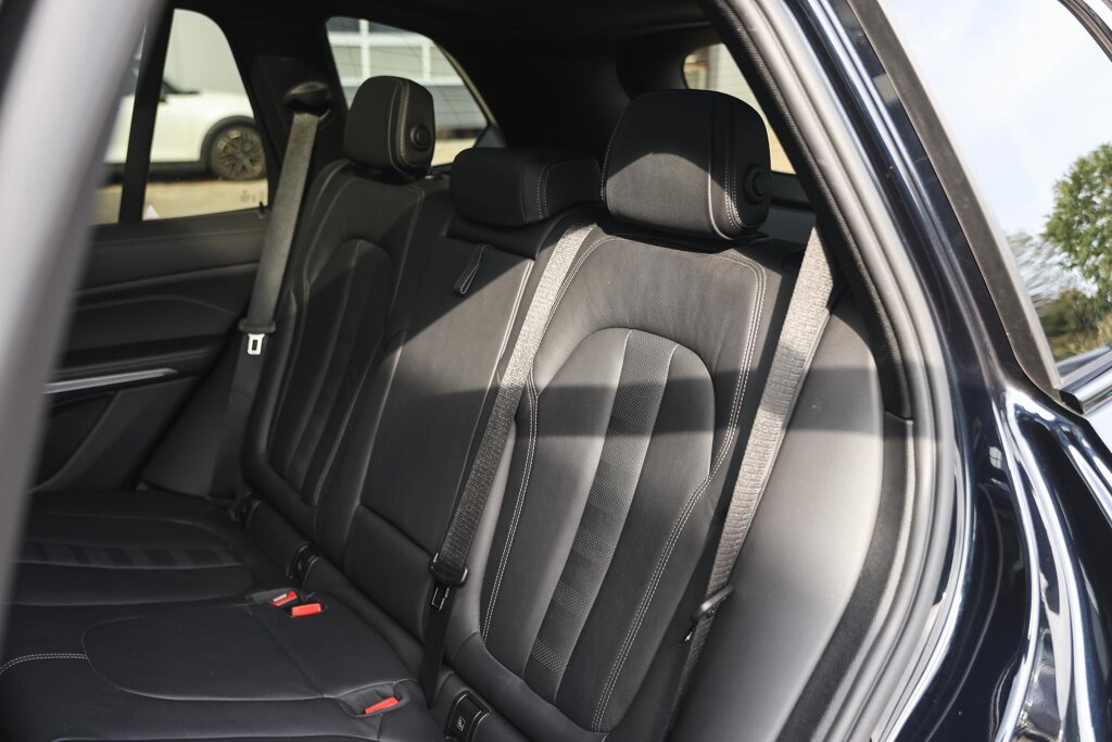 BMW X5 13
