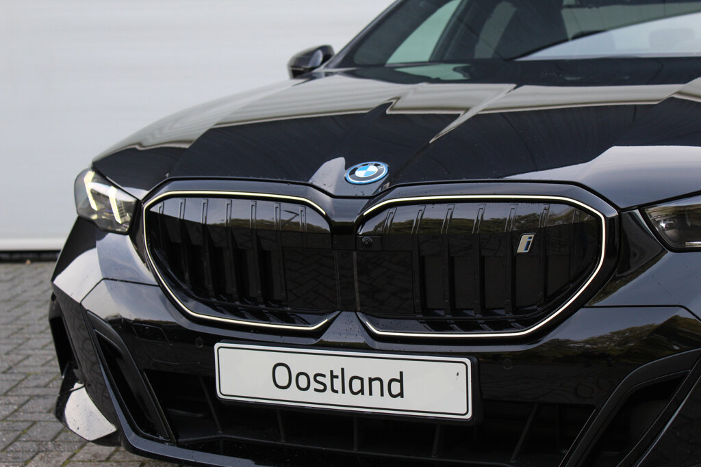 BMW i5 3