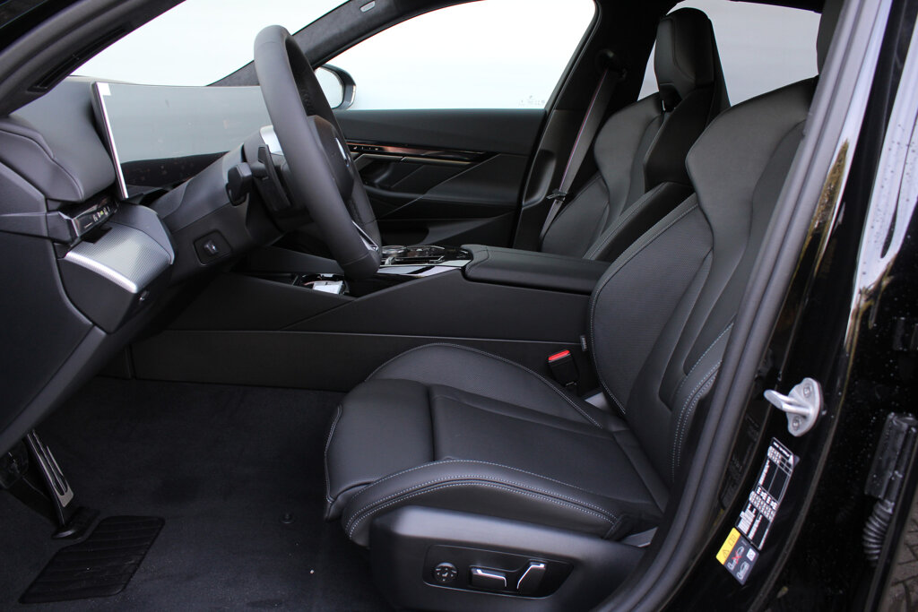 BMW i5 13