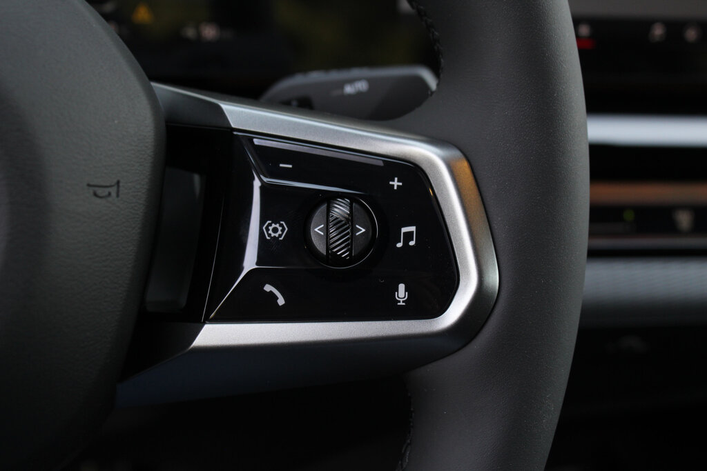 BMW i5 30