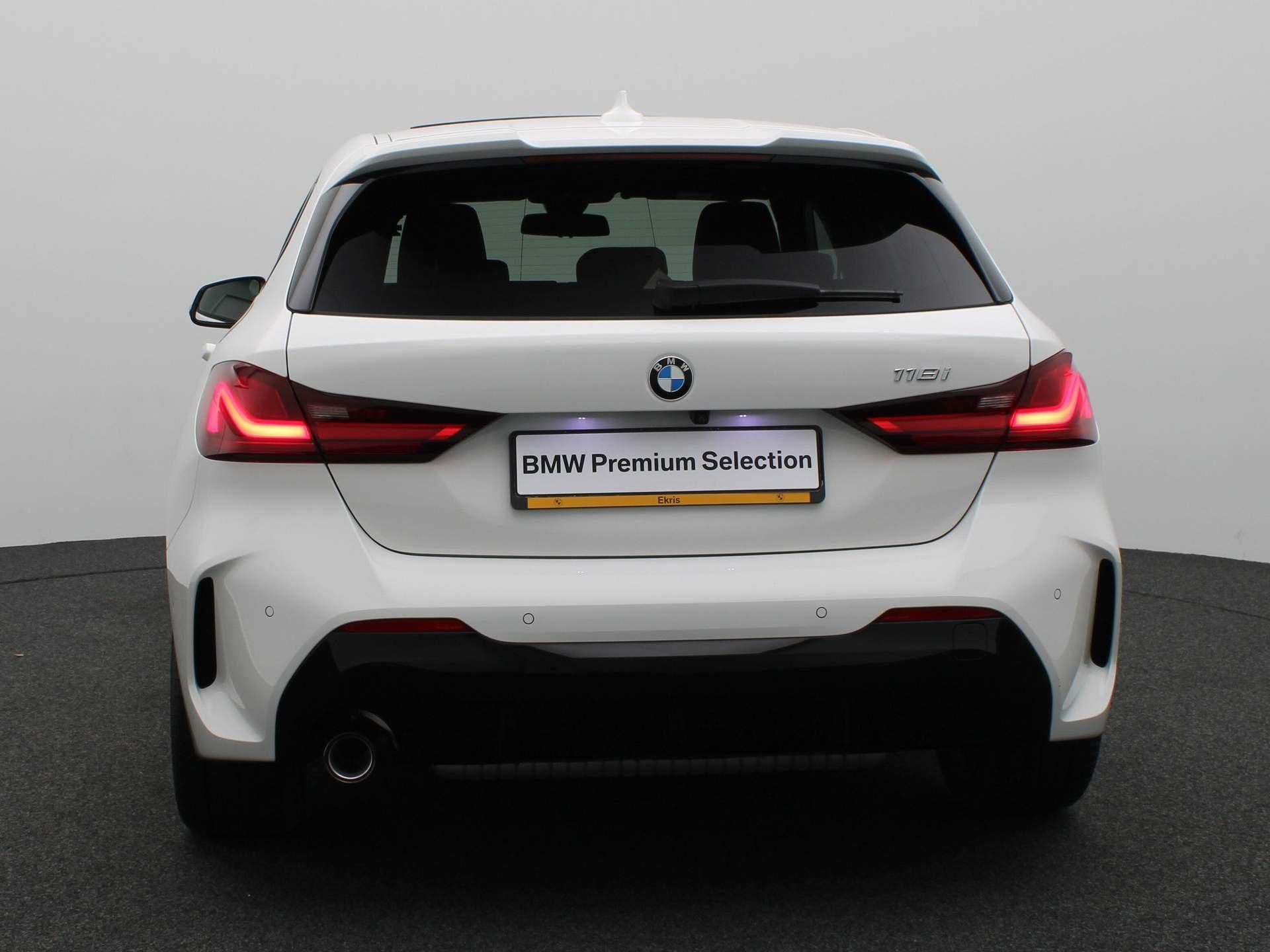 BMW 1 Serie 5-deurs 118i - Afbeelding 5