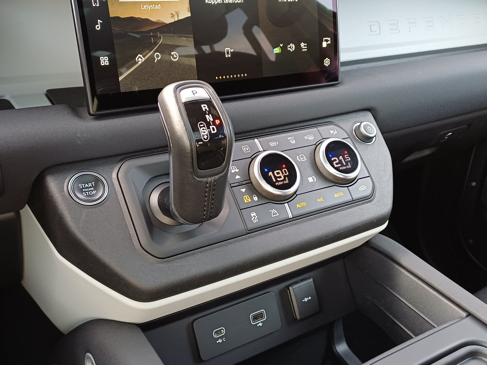 Land Rover Defender 110 2.0 P400e 110 S - Afbeelding 4